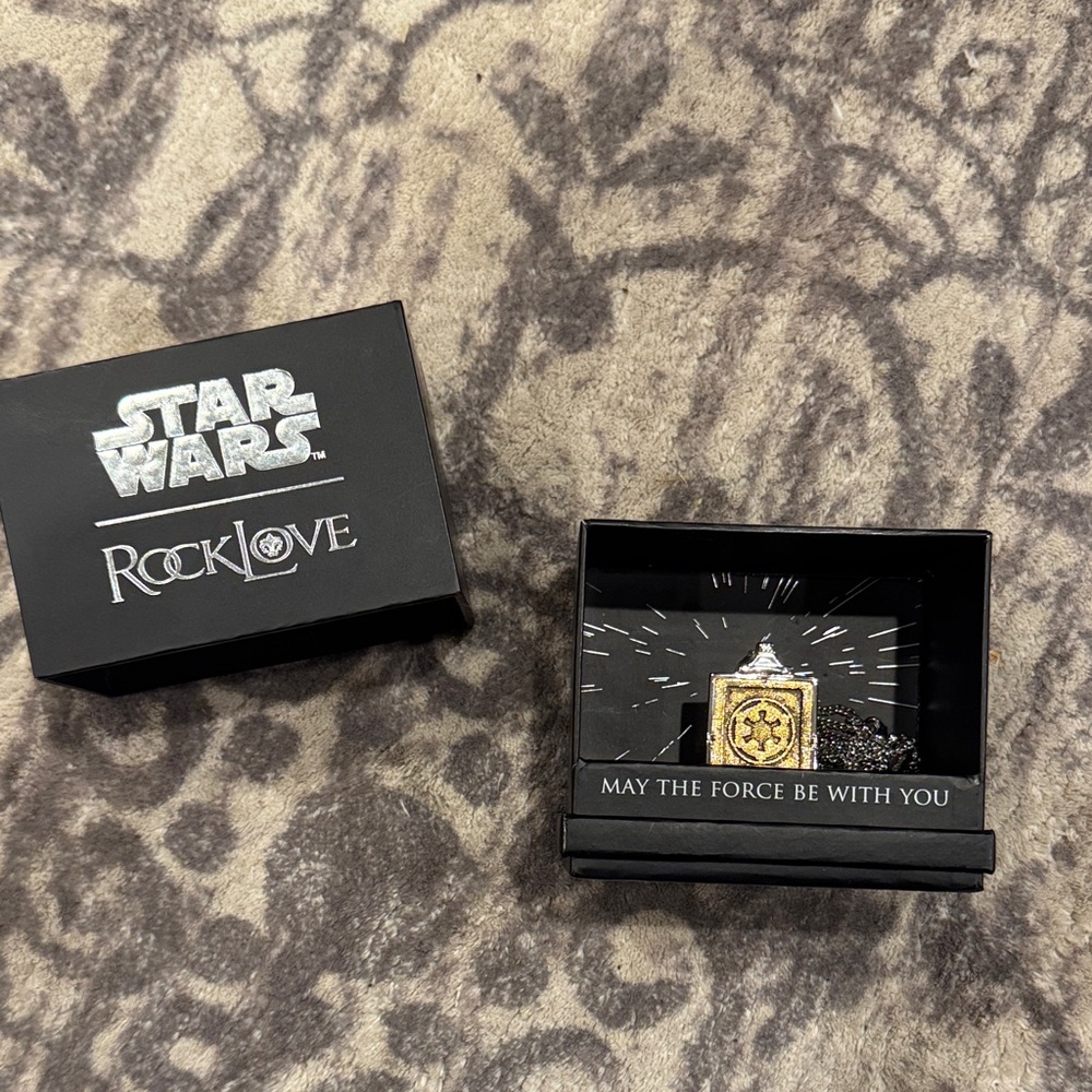 Star Wars RockLove Necklace